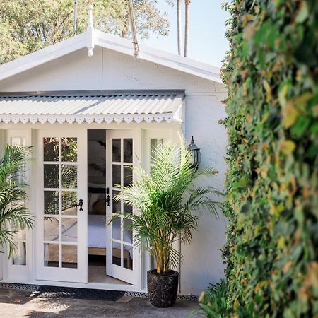 Studio 26: Central, Hampton'S Poolside Hideaway Coffs Harbour Exterior foto