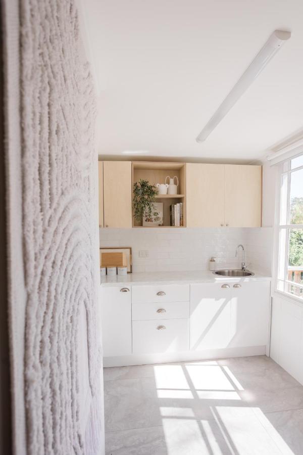 Studio 26: Central, Hampton'S Poolside Hideaway Coffs Harbour Exterior foto